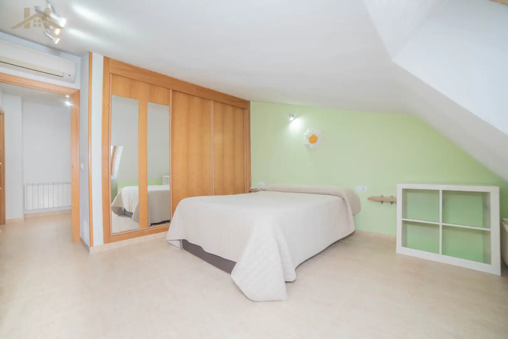 Habitación de Dúplex en venta en Valmojado con Aire acondicionado, Calefacción y Trastero