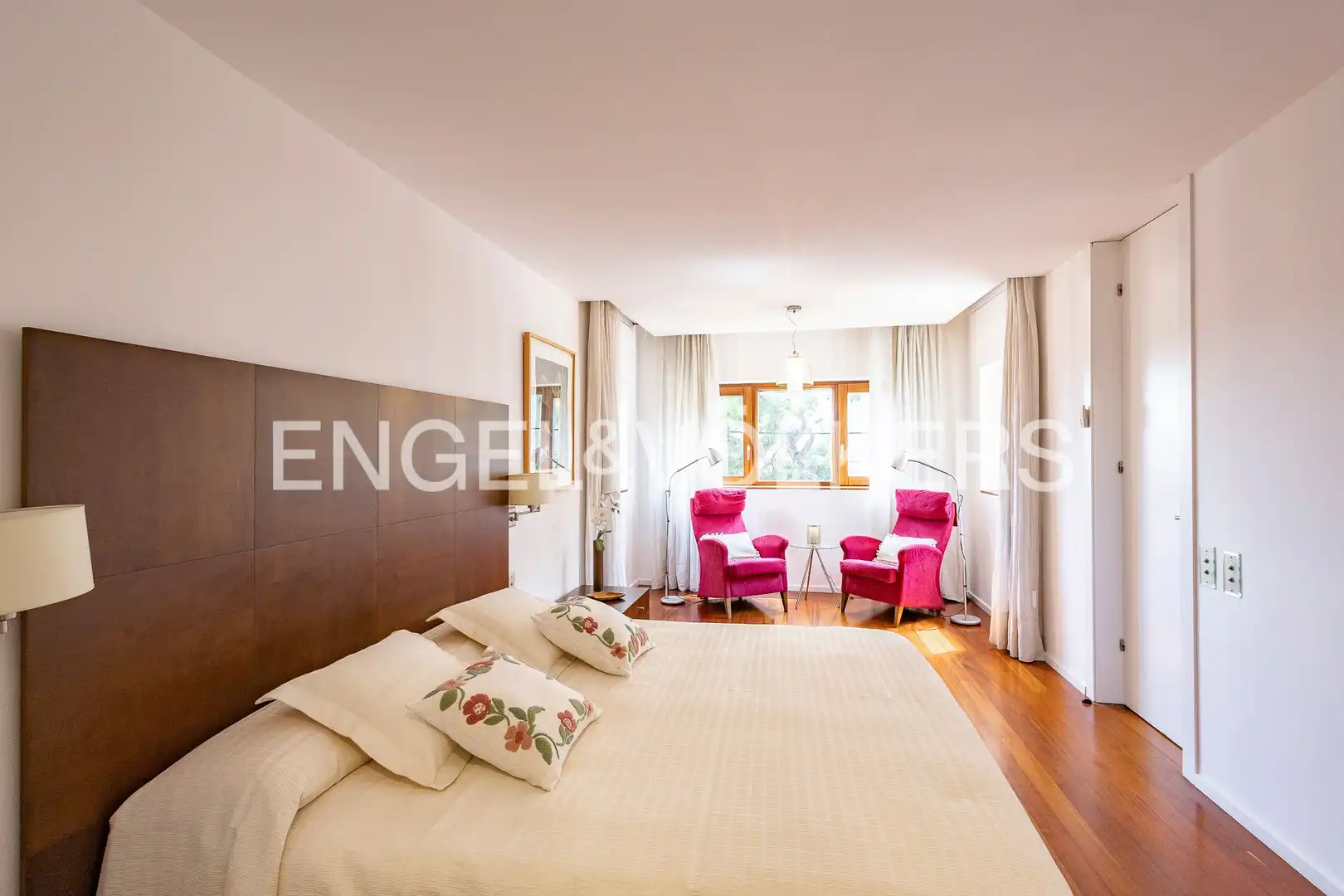 Habitación de Casa o chalet en venta en Sant Cugat del Vallès con Aire acondicionado, Calefacción y Jardín privado