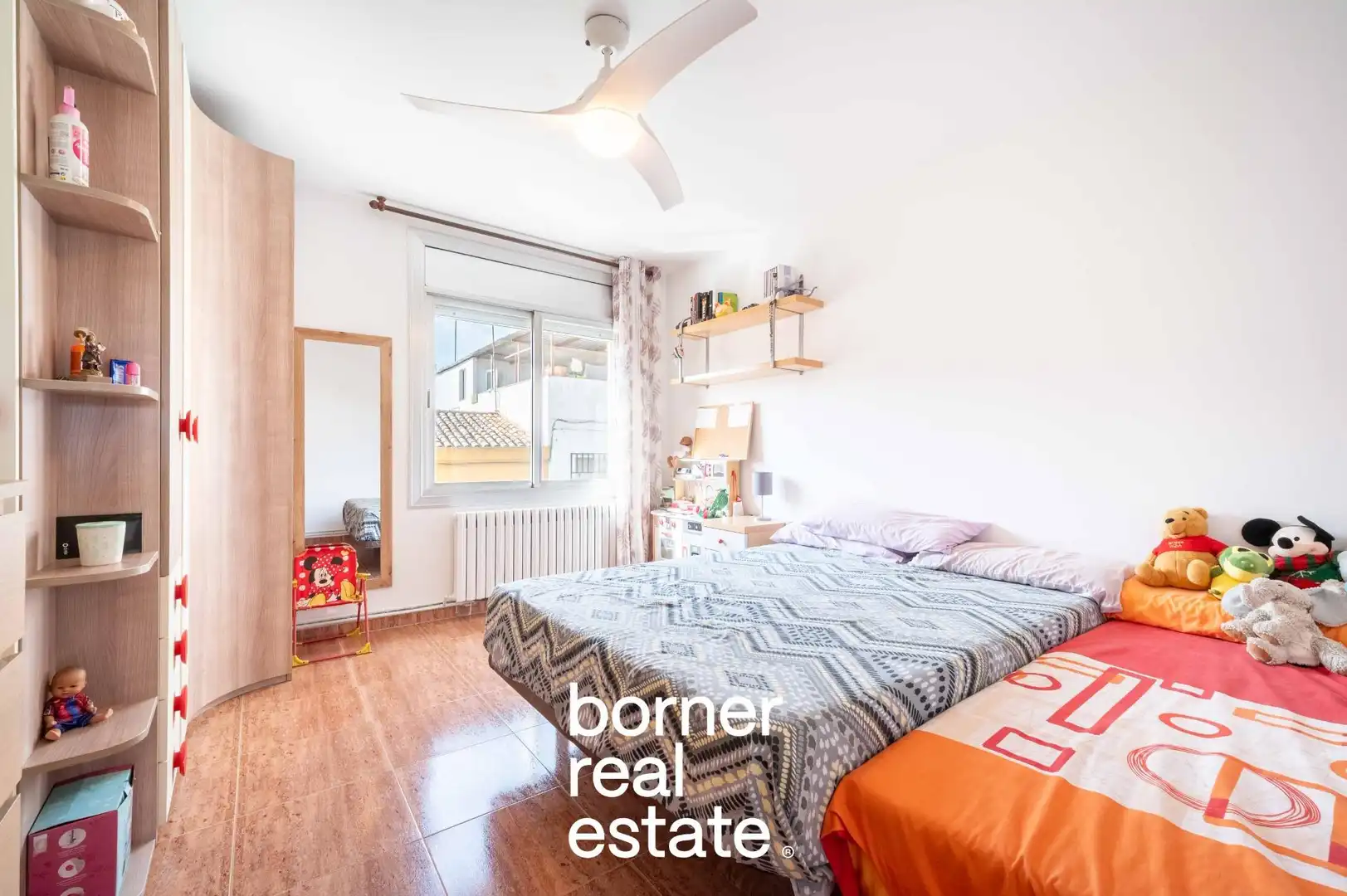Habitación de Piso en venta en Sabadell con Aire acondicionado, Calefacción y Terraza