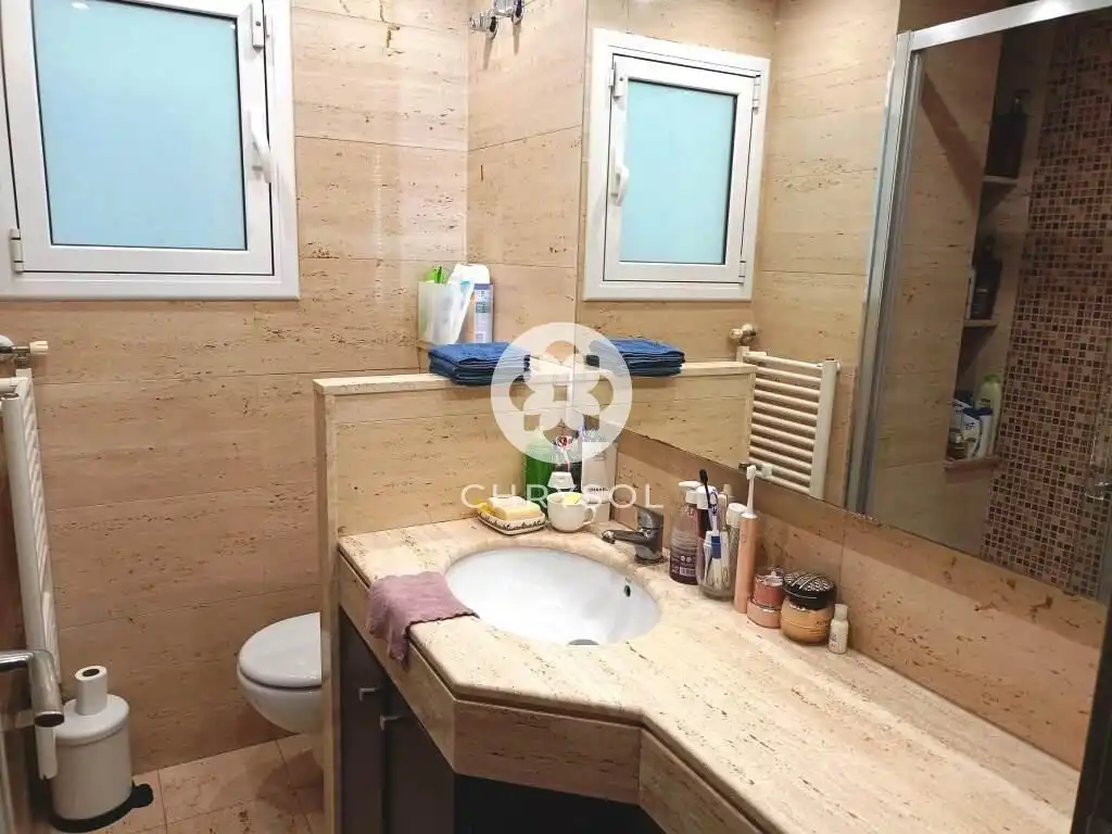 Baño de Piso en venta en Barcelona con Aire acondicionado, Calefacción y Jardín privado