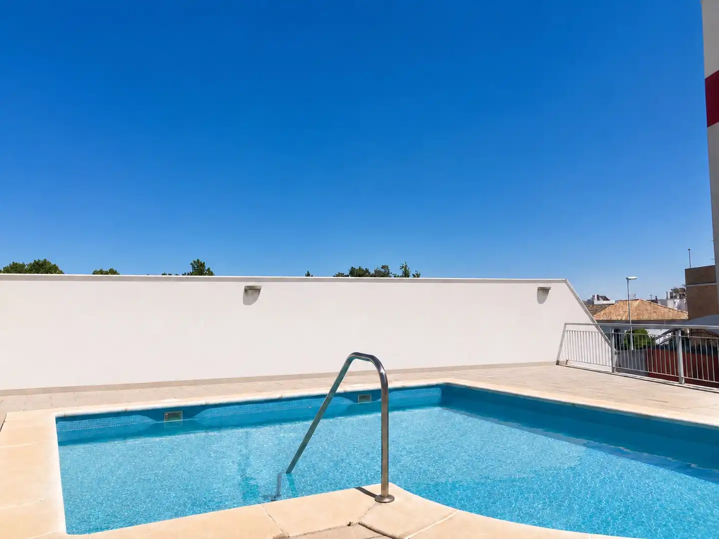 Àtic amb piscina en venda a Calle de Paco León 1, imagen 2