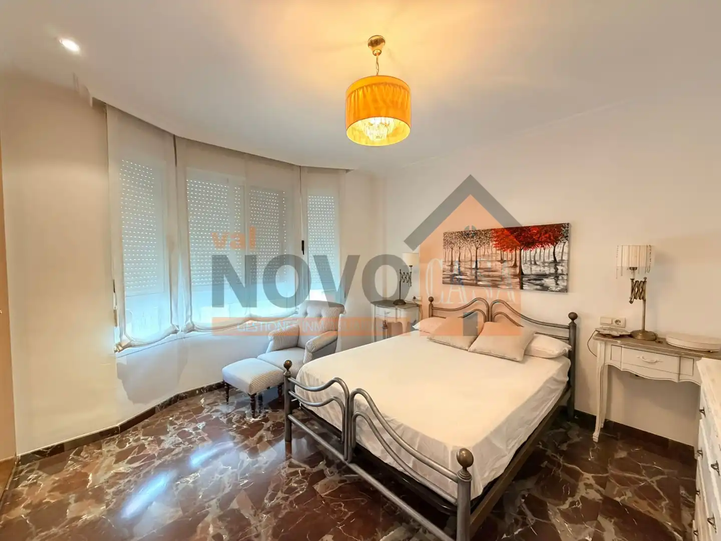 Dormitori de Casa adosada de lloguer en Alcàsser amb Aire condicionat, Traster i Moblat