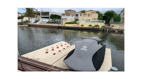 Foto 3 de Casa o xalet en venda a Sector Empuries C, 5a, Francolí - Freser - Noguera, Empuriabrava