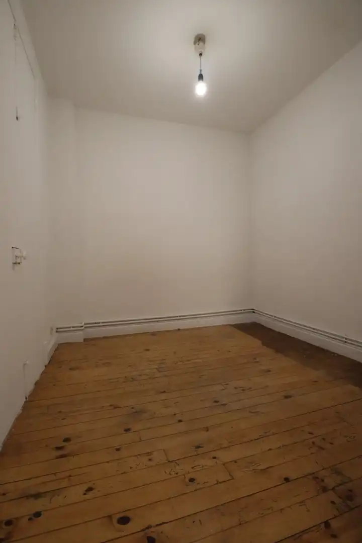 Habitación de Piso en venta en Bilbao  con Calefacción, Terraza y Balcón