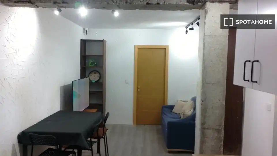 Room in Lucero