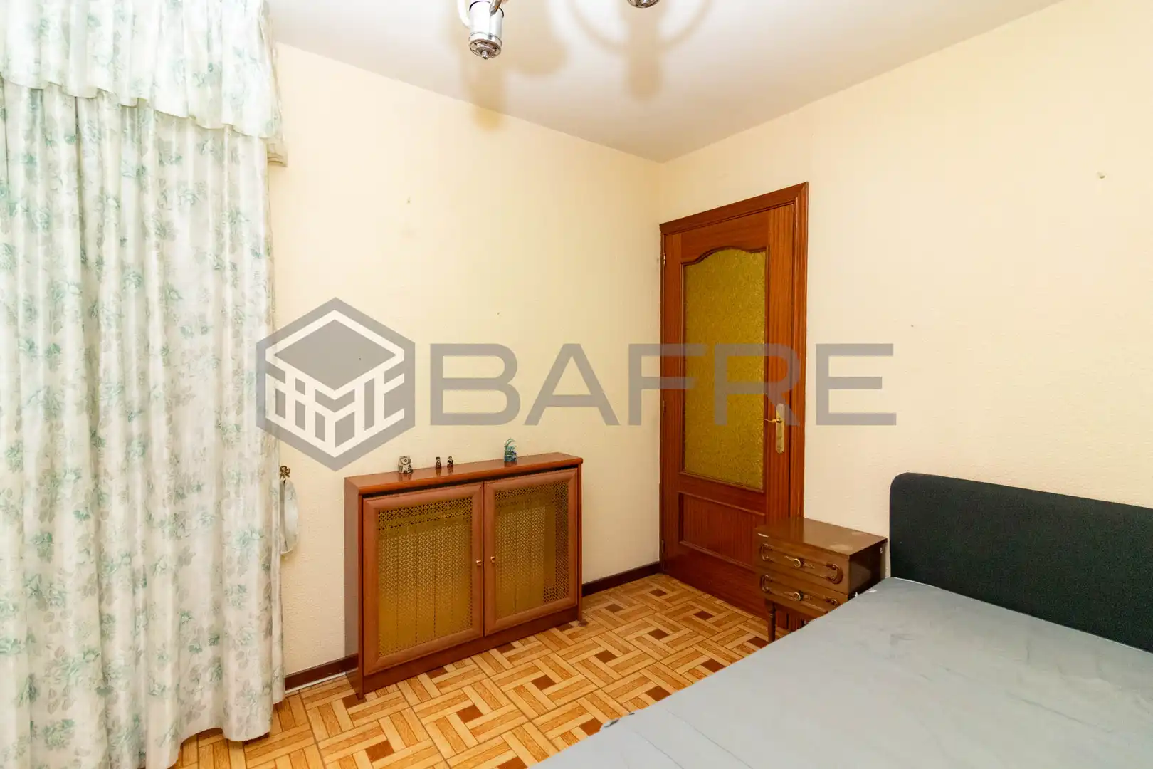 Schlafzimmer von Wohnung zum Verkauf in Madrid mit Heizung, Terrasse und Balkon
