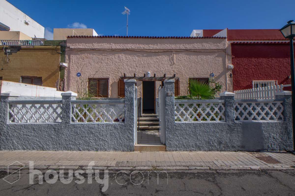 Exterior view of House or chalet for sale in Las Palmas de Gran Canaria  with Private garden, Terrace and Storage room