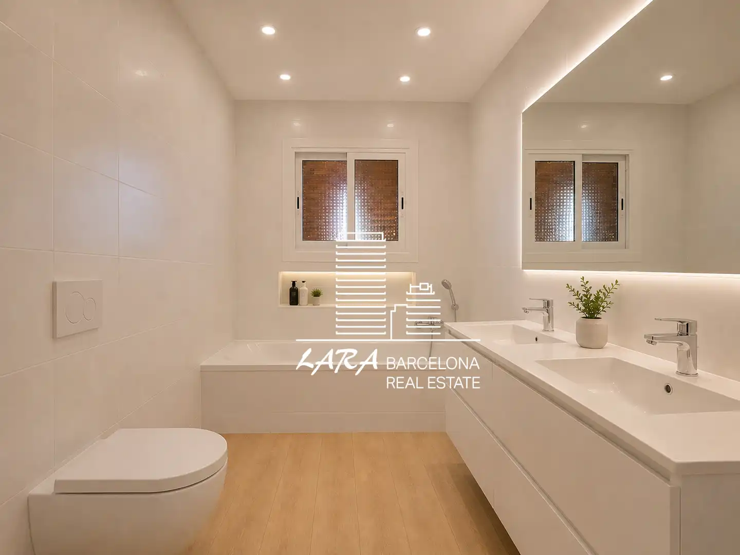 Bany de Apartament en venda en Castelldefels amb Traster, Forn i Rentadora