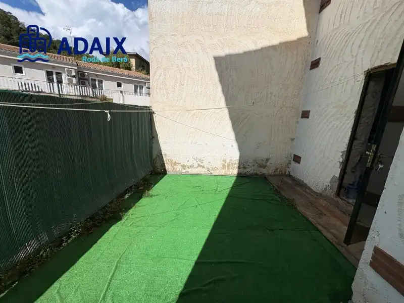 Casa adosada en venda a Roda de Berà