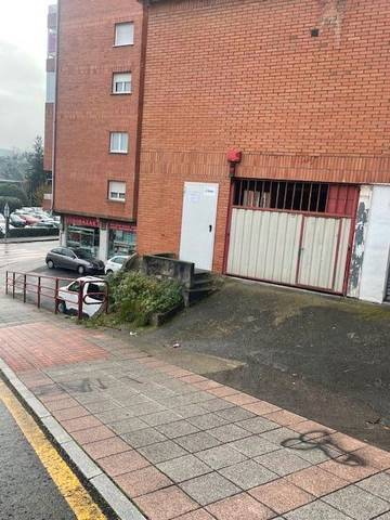 Garaje en Alquiler en Eusko Gudariak Plaza, 7 en Abanto y Ciérvana-Abanto Zierbena