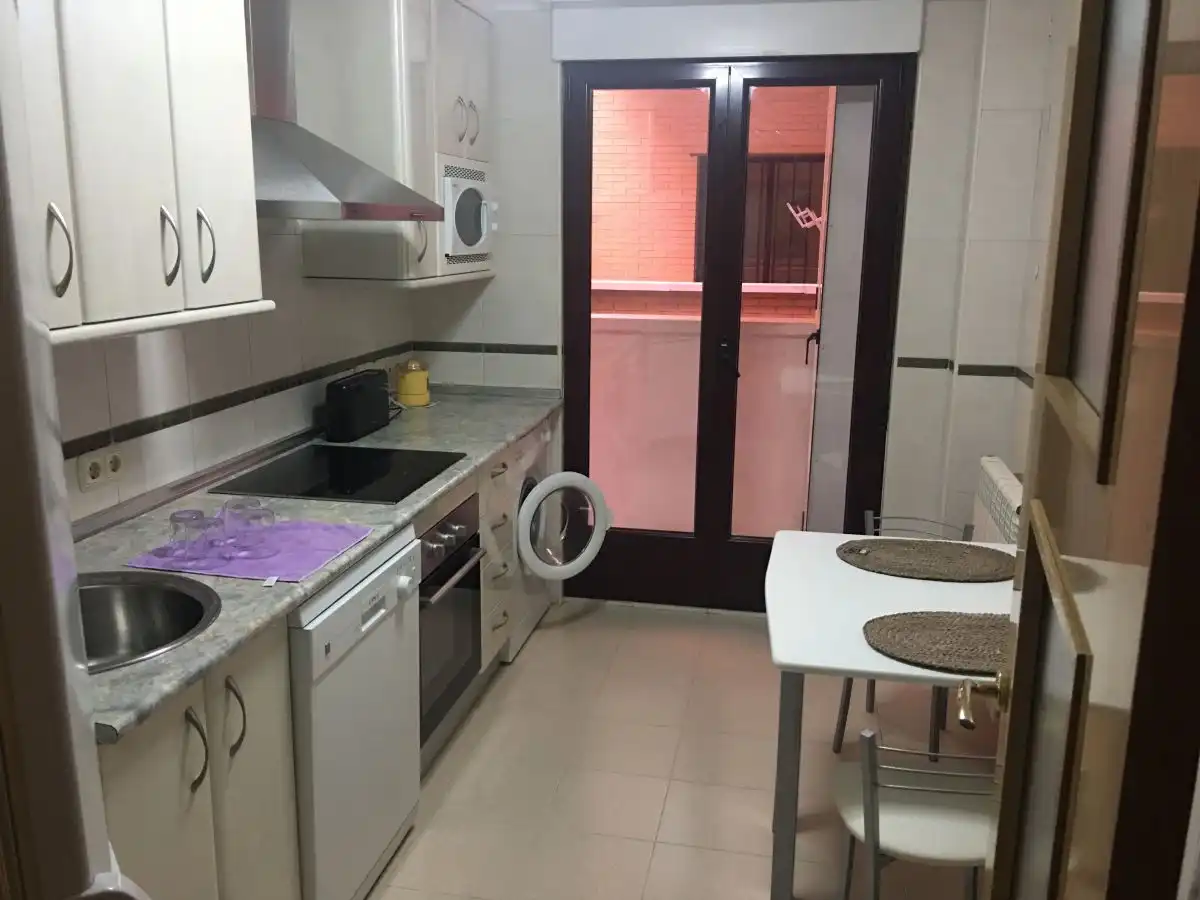 Cocina de Piso de alquiler en Salamanca con Calefacción y Amueblado