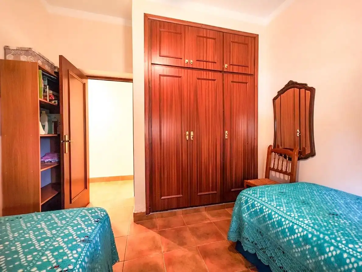 Habitación de Casa o chalet en venta en Puertollano con Aire acondicionado, Calefacción y Jardín privado