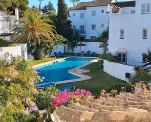 Jardí de Apartament de lloguer en Estepona amb Terrassa i Moblat