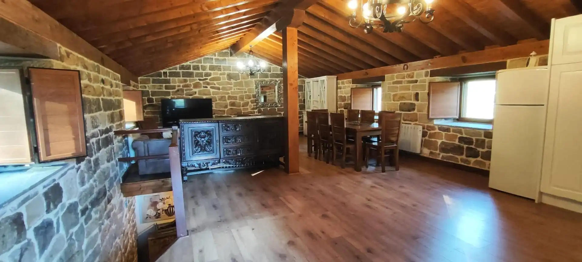 Casa rústica amb terrassa en venda a San Pedro del Romeral, imagen 6