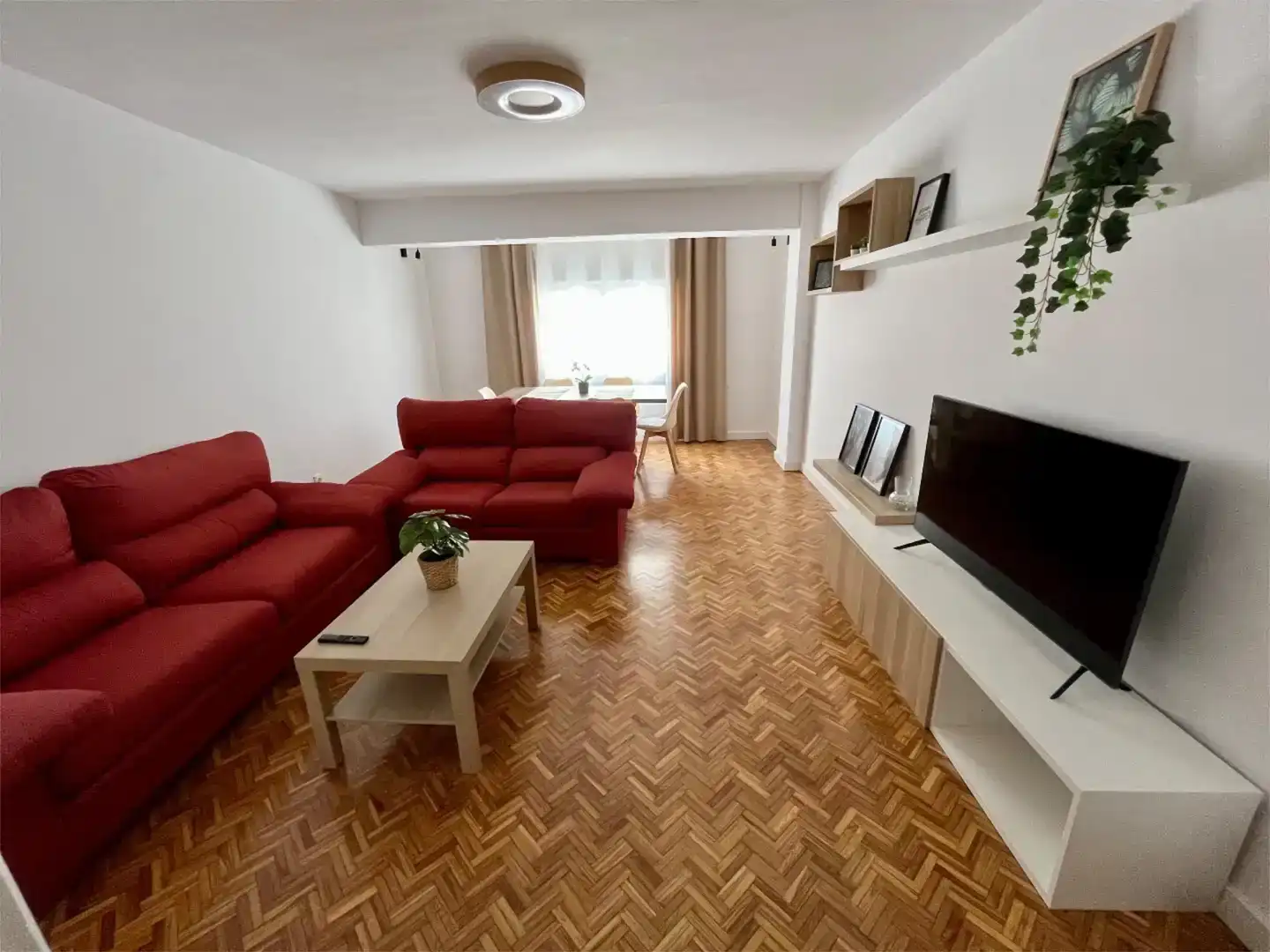 Sala d'estar de Pis per a compartir en Zaragoza amb Aire condicionat, Parquet i Moblat