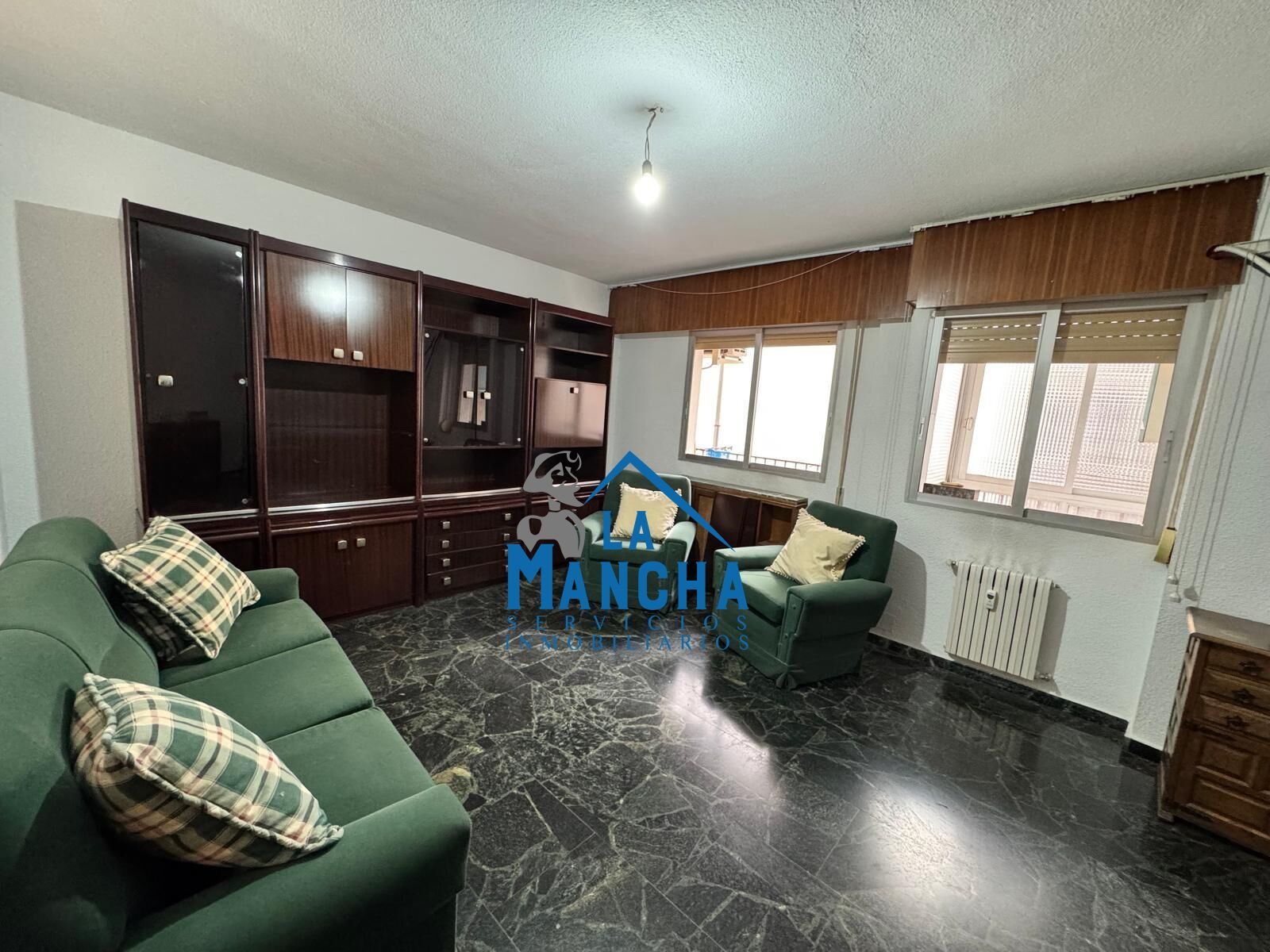 Sala de estar de Piso en venta en  Albacete Capital con Aire acondicionado, Terraza y Amueblado