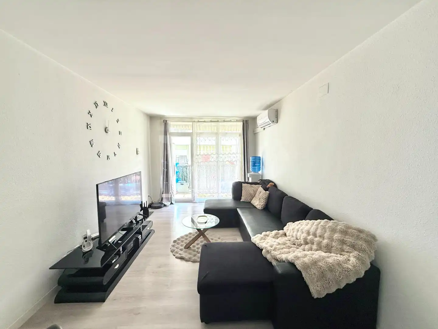 Sala de estar de Piso en venta en Figueres con Aire acondicionado, Calefacción y Parquet