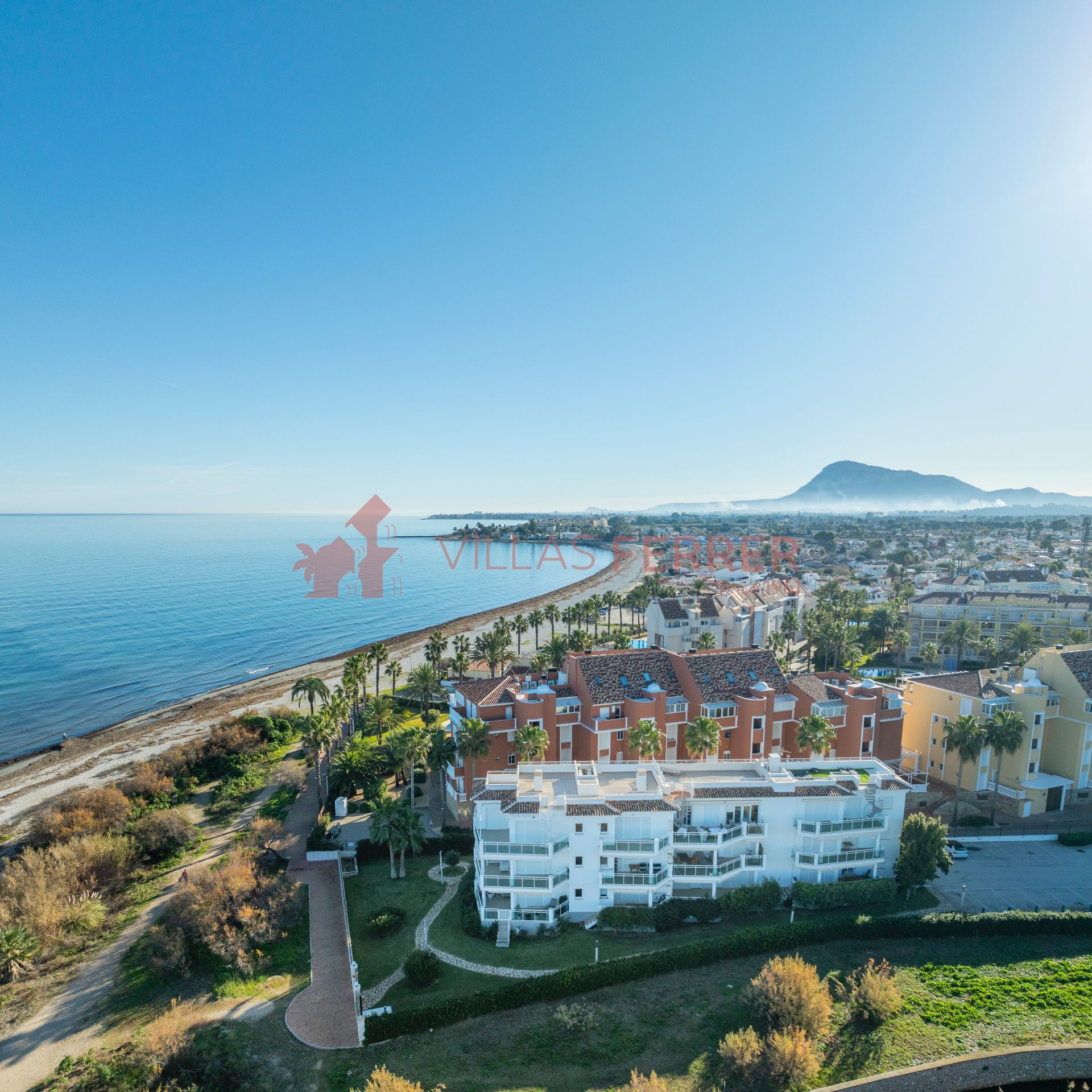 Vista exterior de Pis en venda en Dénia amb Aire condicionat, Terrassa i Moblat