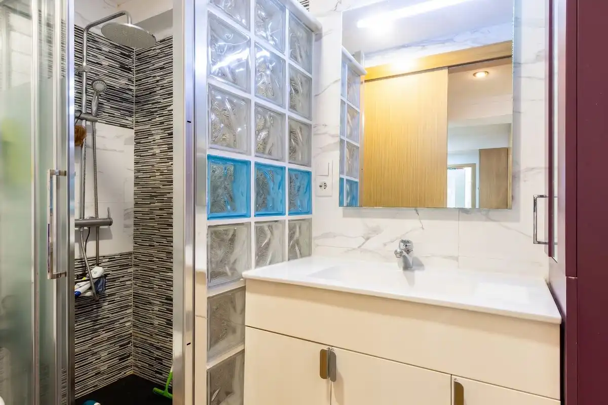 Baño de Piso en venta en Mislata con Aire acondicionado y Calefacción
