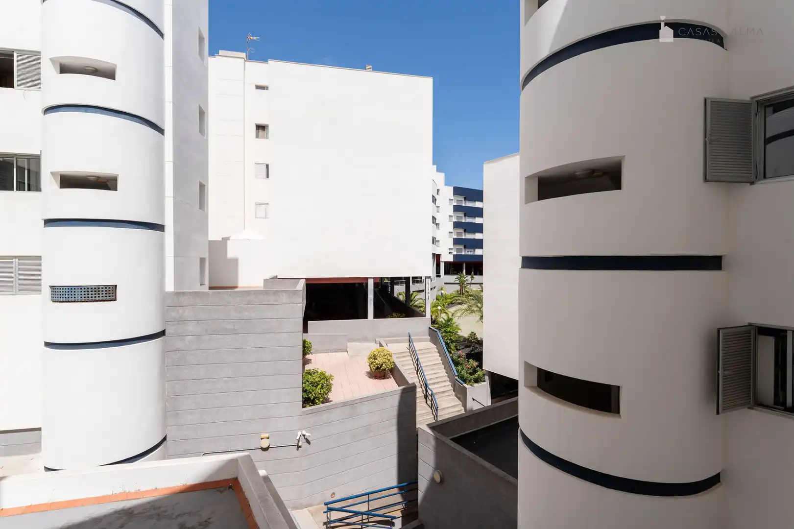 Exterior view of Flat for sale in Las Palmas de Gran Canaria  with Terrace, Storage room and Community pool