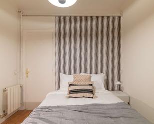 Bedroom of Flat to share in  Barcelona Capital  with Air Conditioner, Heating and Terrace