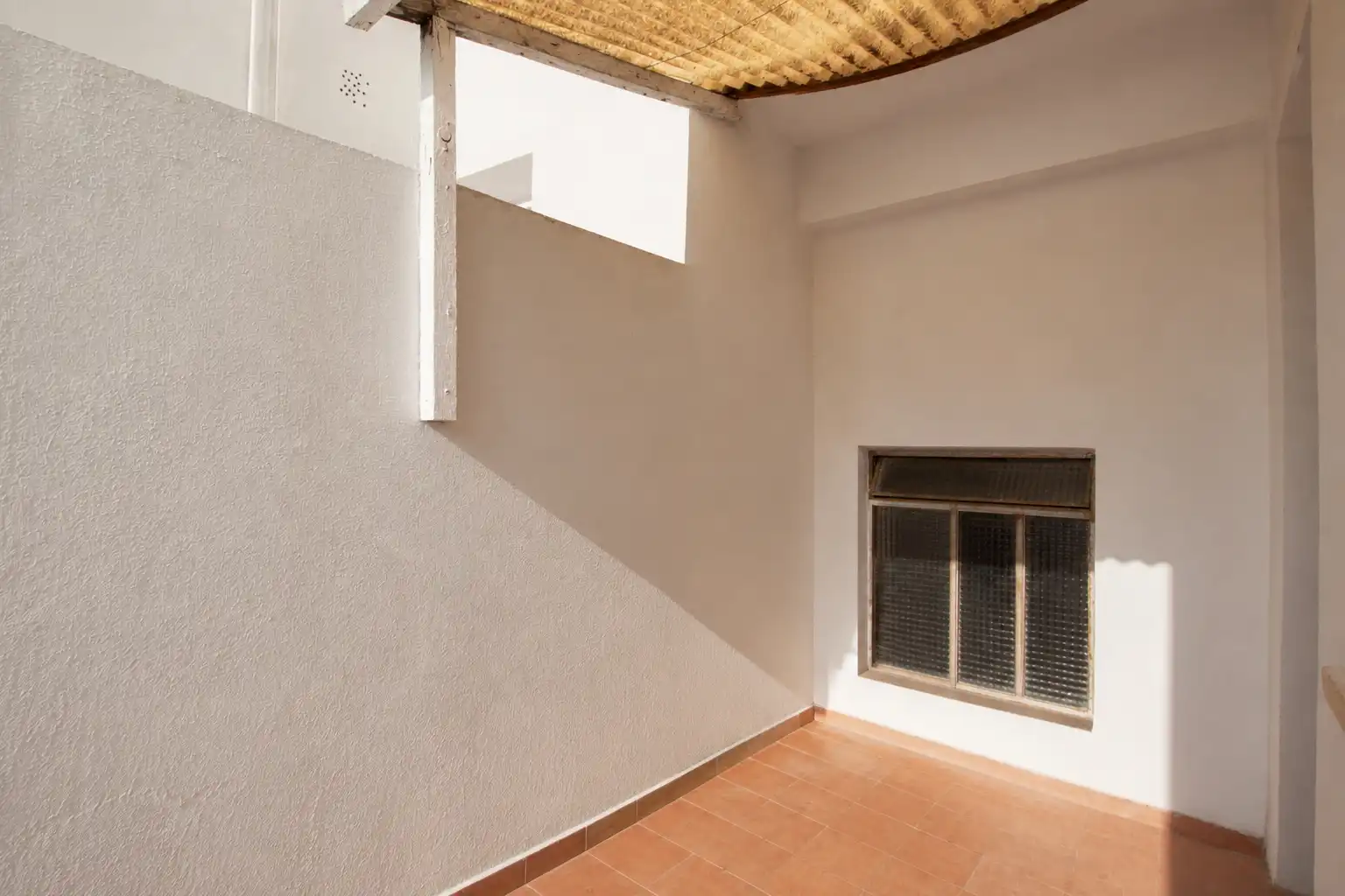 Terraza de Piso en venta en Valencia con Terraza, Trastero y Horno