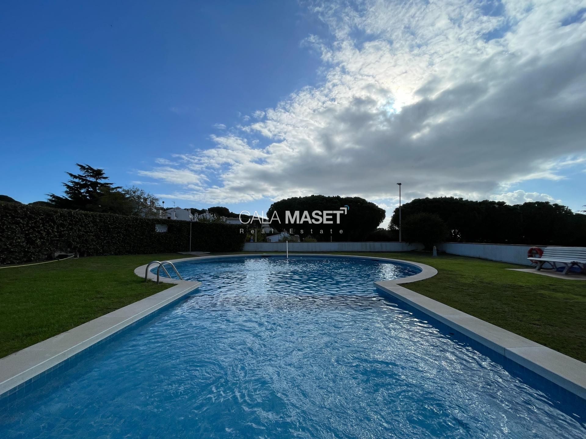 Swimming pool of Flat for sale in Castell-Platja d'Aro  with Heating and Private garden