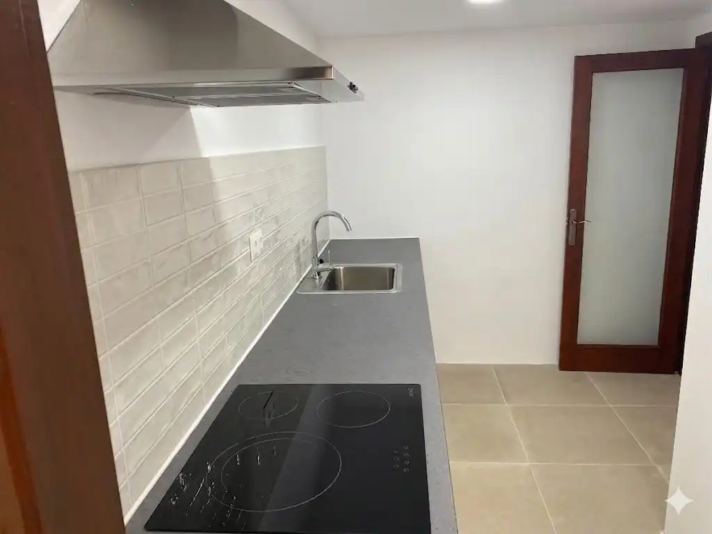 Cocina de Piso en venta en Tavernes de la Valldigna con Balcón