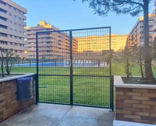 Jardí de Pis de lloguer en Seseña amb Piscina