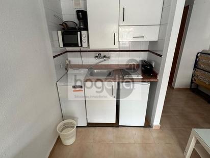 Küche von Wohnung miete in  Sevilla Capital mit Klimaanlage und Möbliert