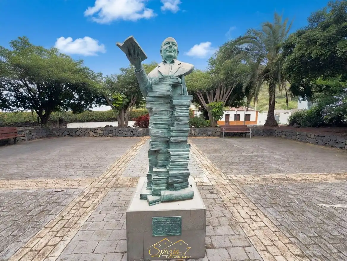 Vista exterior de Piso en venta en Los Realejos con Balcón y Alarma