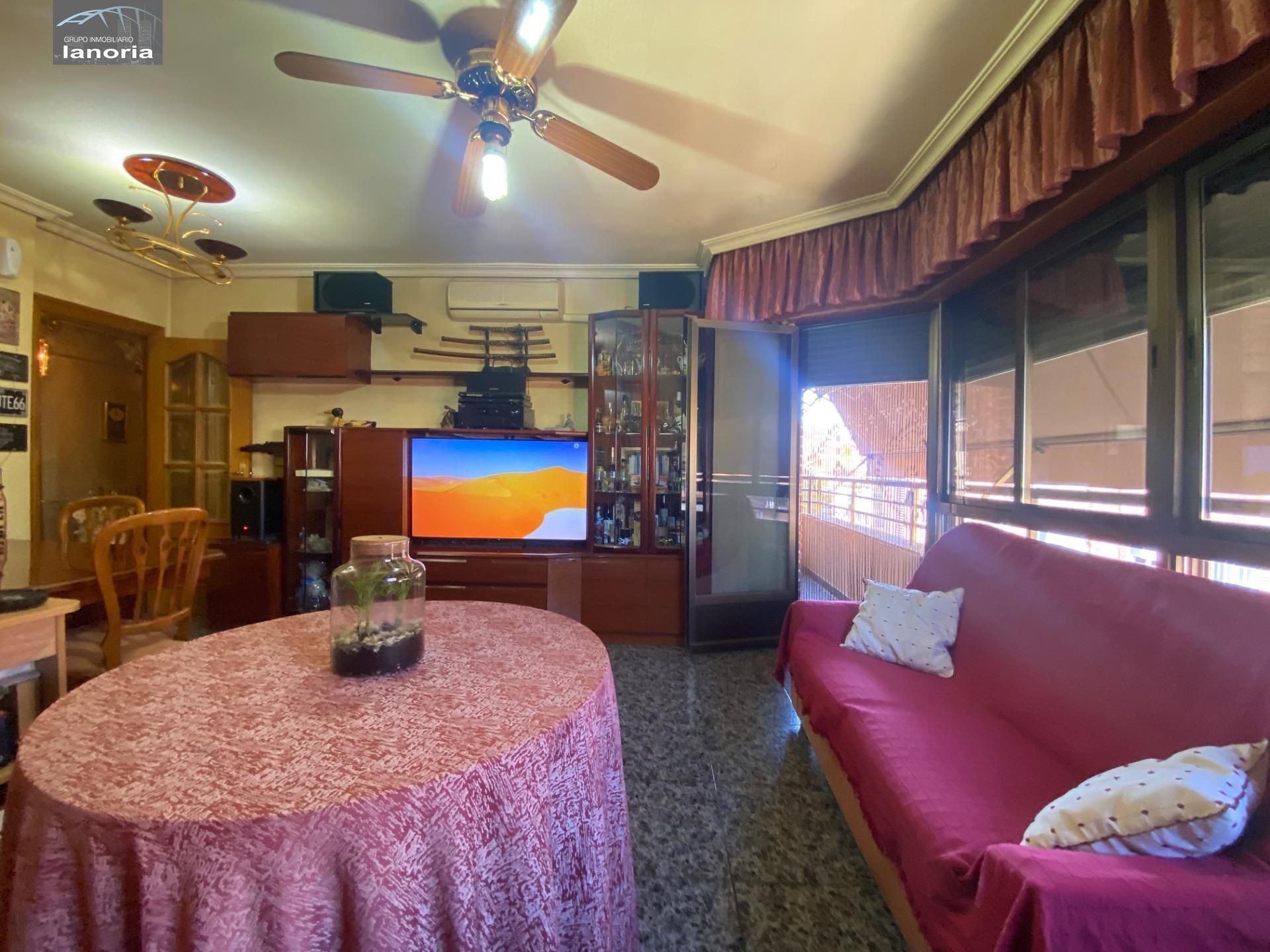 Pis en venda a Feria