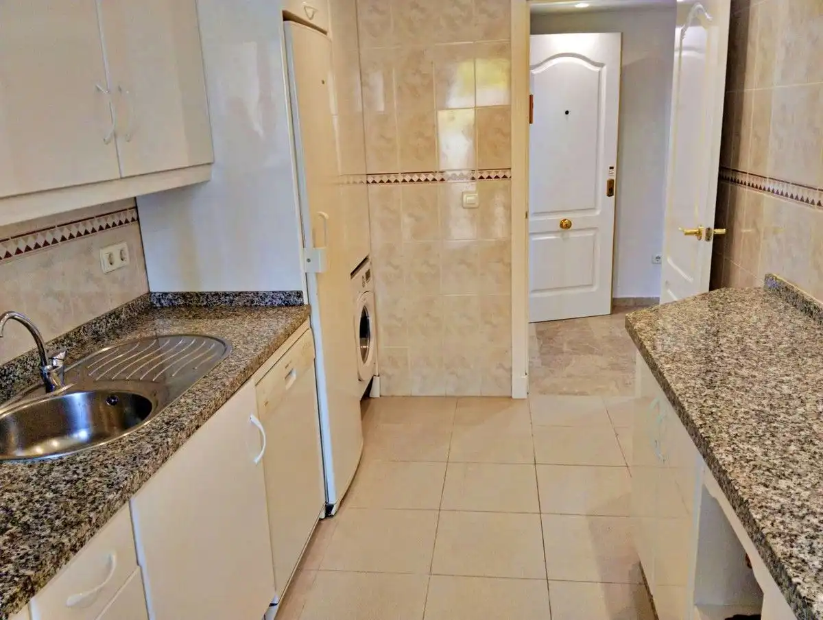 Appartement compact avec piscine à vendre à Nueva Andalucía, imagen 20