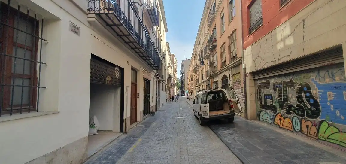 Vista exterior de Local de alquiler en Valencia