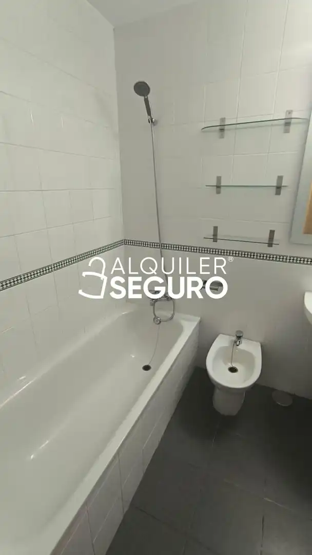 Baño de Casa o chalet de alquiler en Gelves con Aire acondicionado
