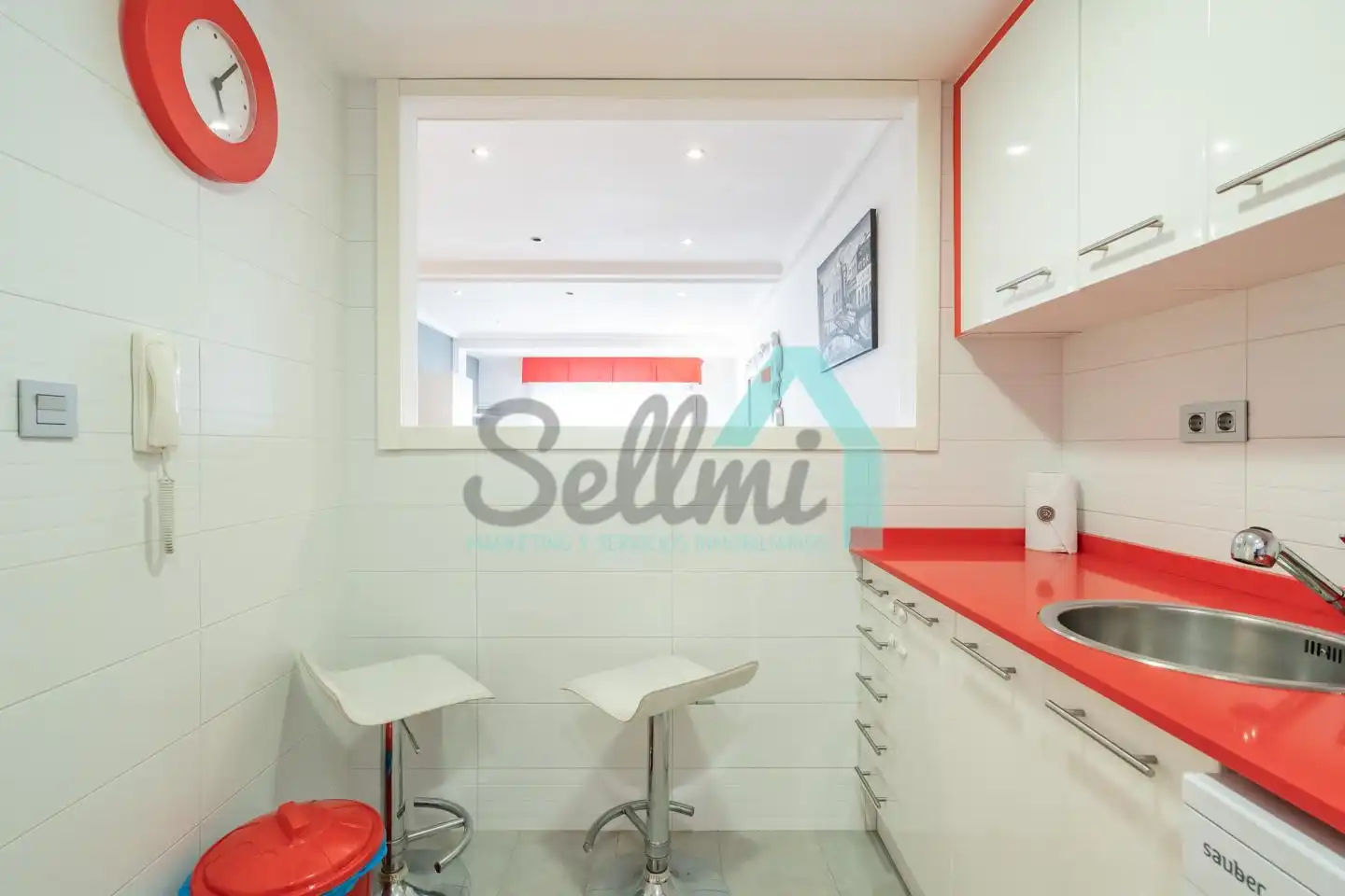 Cocina de Piso de alquiler en Oviedo  con Calefacción y Amueblado