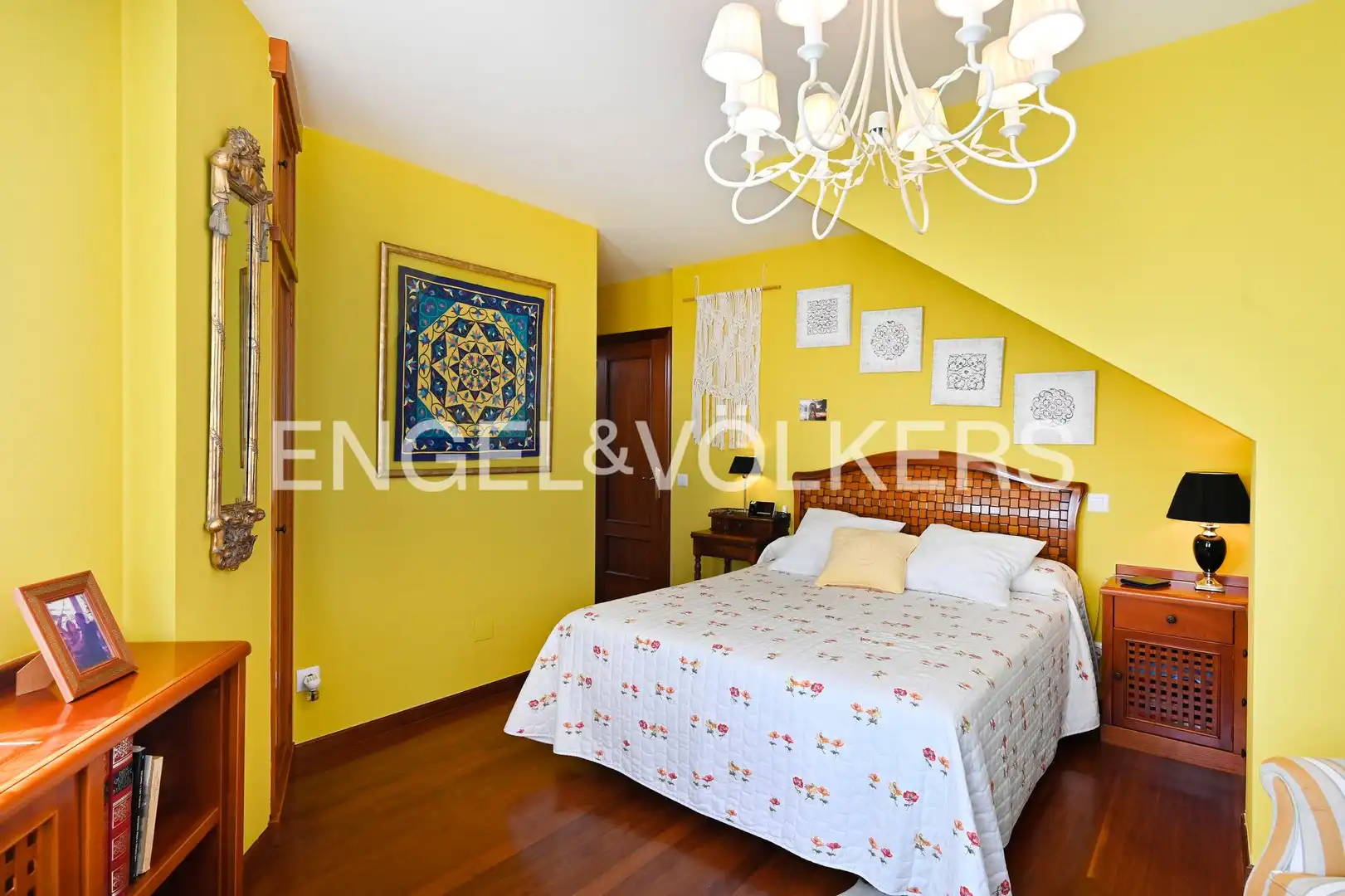 Habitación de Casa o chalet en venta en Santa Cruz de Bezana con Aire acondicionado, Calefacción y Jardín privado