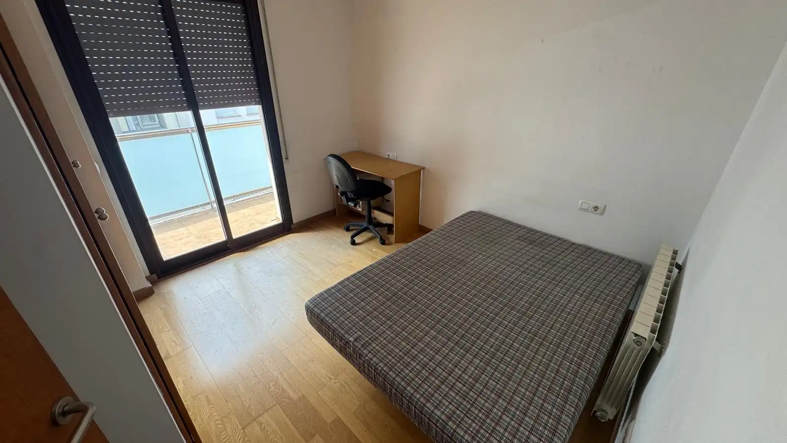 Dúplex de alquiler en Carrer Joaquim Botet i Sisó, 28, Montilivi