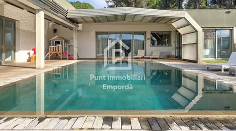 Foto 2 de Casa o chalet en venta en Calle Rosselló, La Jonquera, Girona