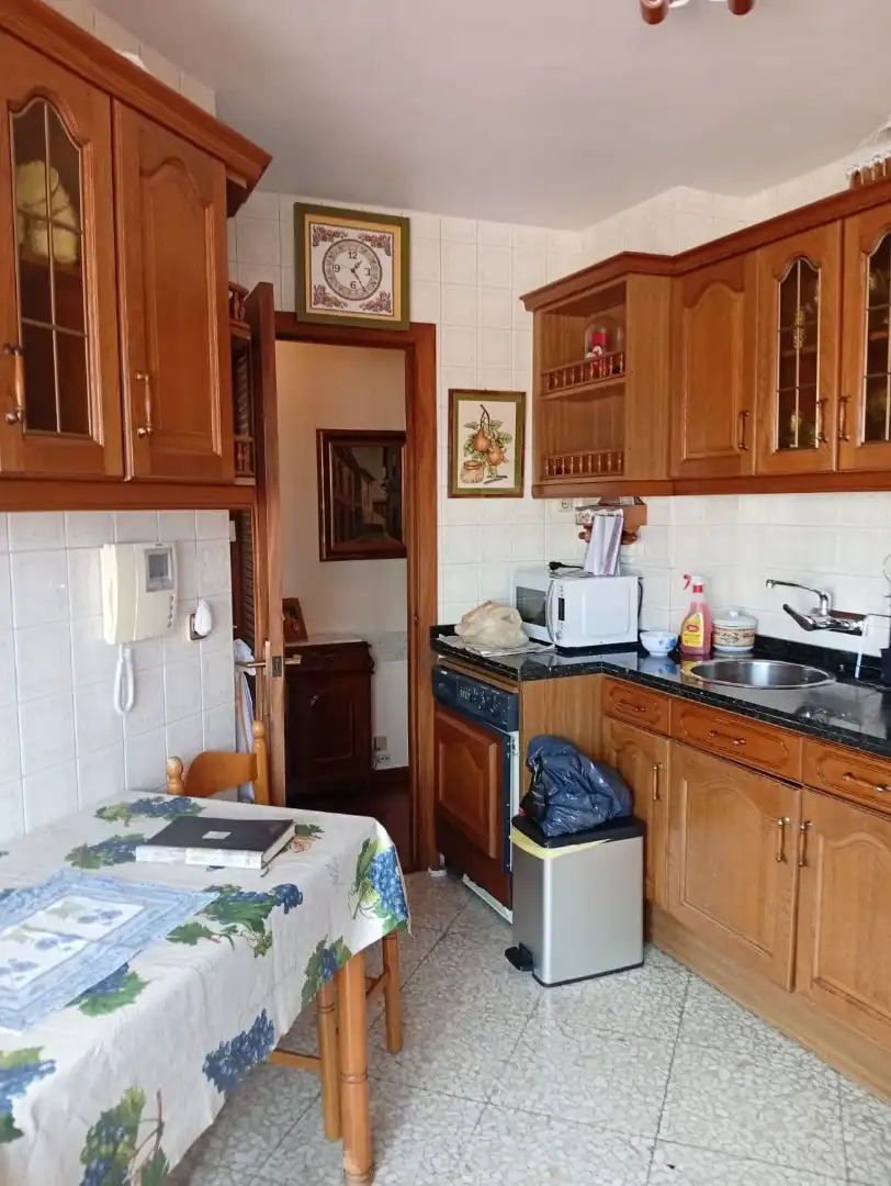 Kitchen of Attic for sale in Oviedo   with Heating, Parquet flooring and Terrace