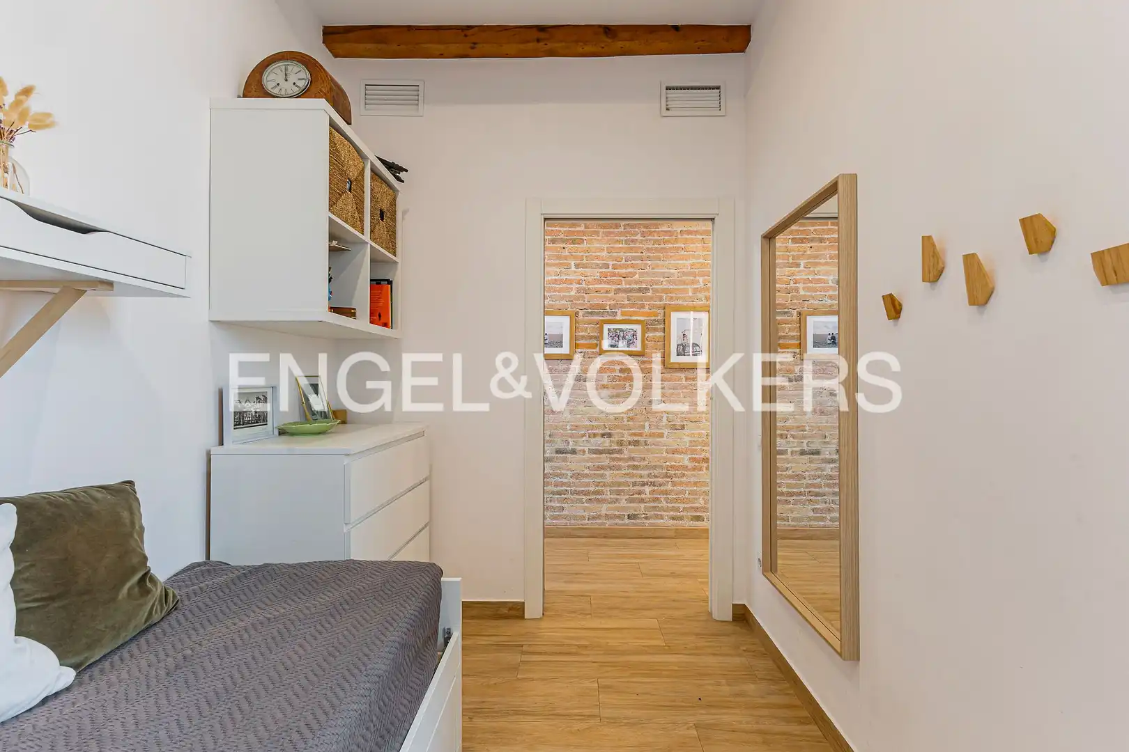 Habitación de Ático en venta en Barcelona con Aire acondicionado, Calefacción y Parquet