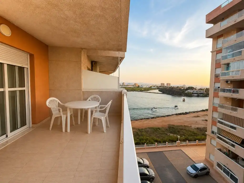 Apartament amb piscina en venda a Calle Poligono G - Manga