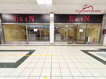 Local comercial en venta en Astigarrako bidea 4