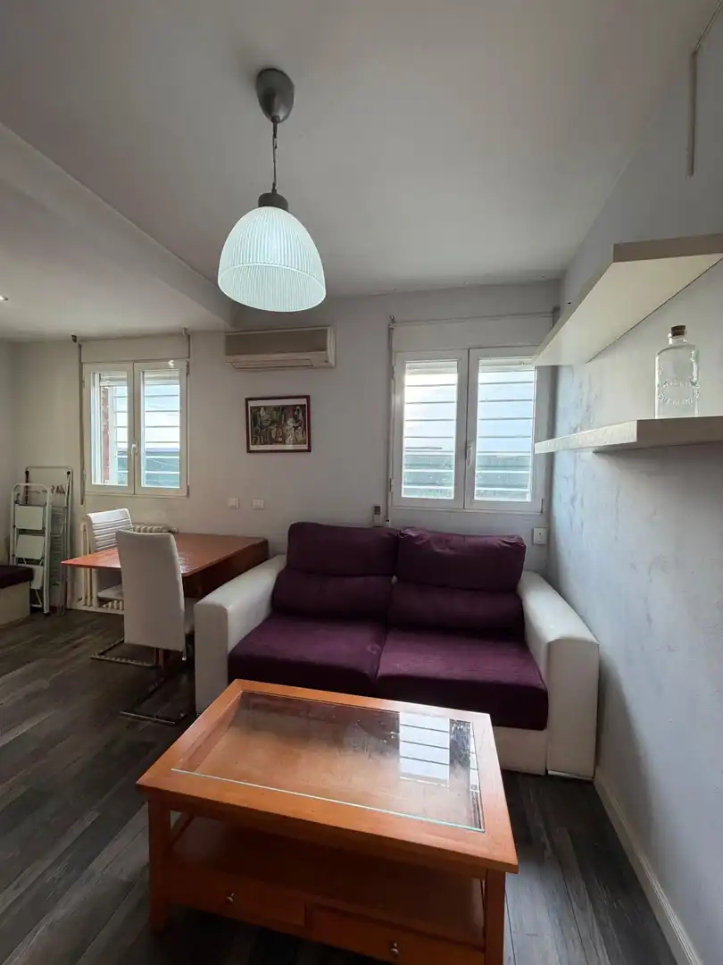 Living room of Attic for rent in Madrid  with Air Conditioner, Heating and Furnished