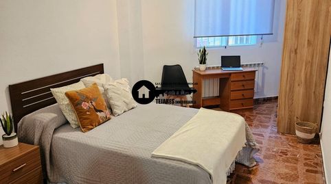 Foto 4 de Apartamento de alquiler en San Pedro, Albacete Capital