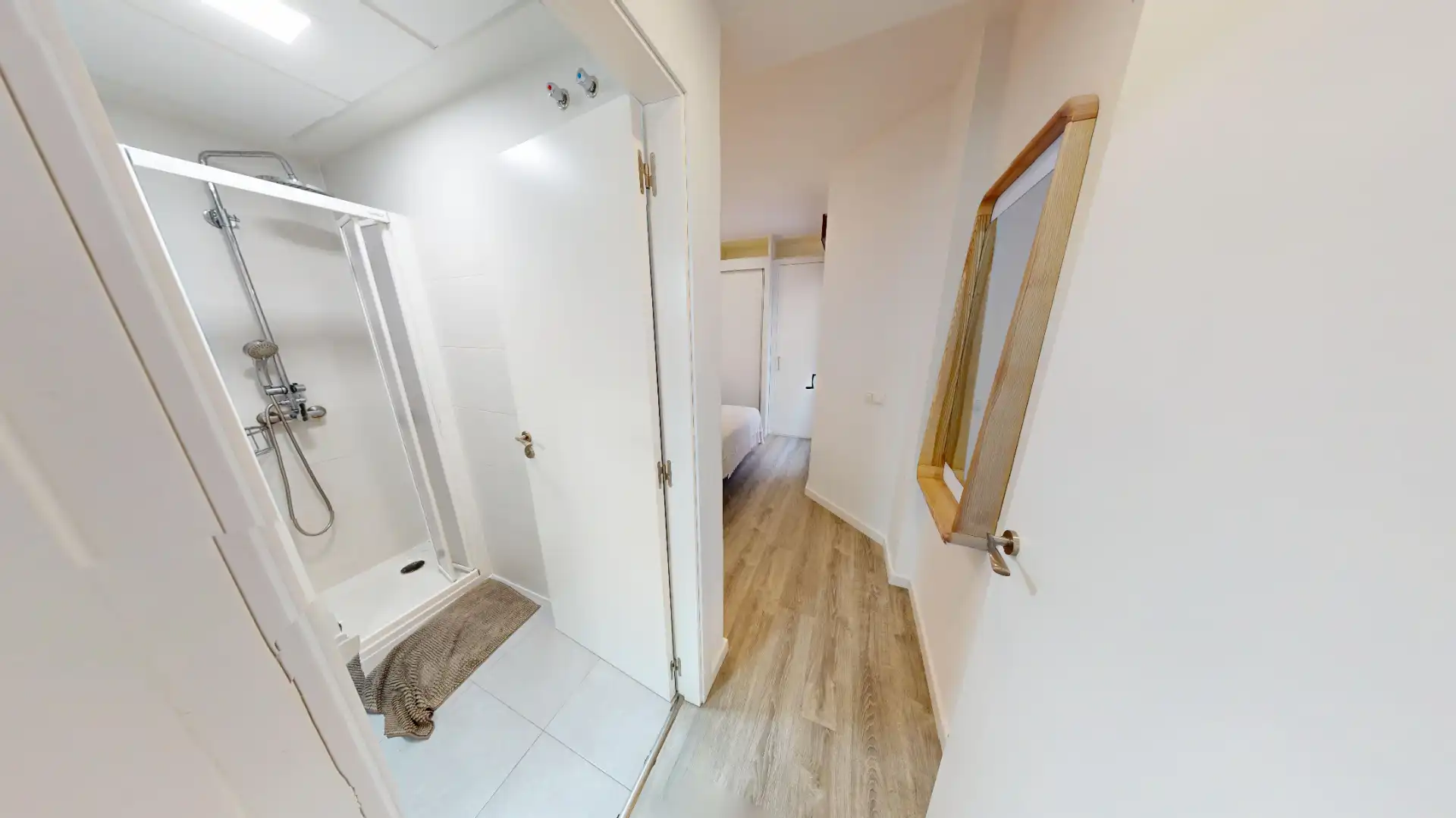 Wohnung zum Verkauf in Alicante / Alacant mit Klimaanlage, Heizung und Parkett