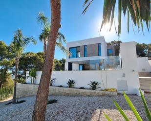 Vista exterior de Casa o xalet en venda en Teulada amb Aire condicionat, Calefacció i Jardí privat