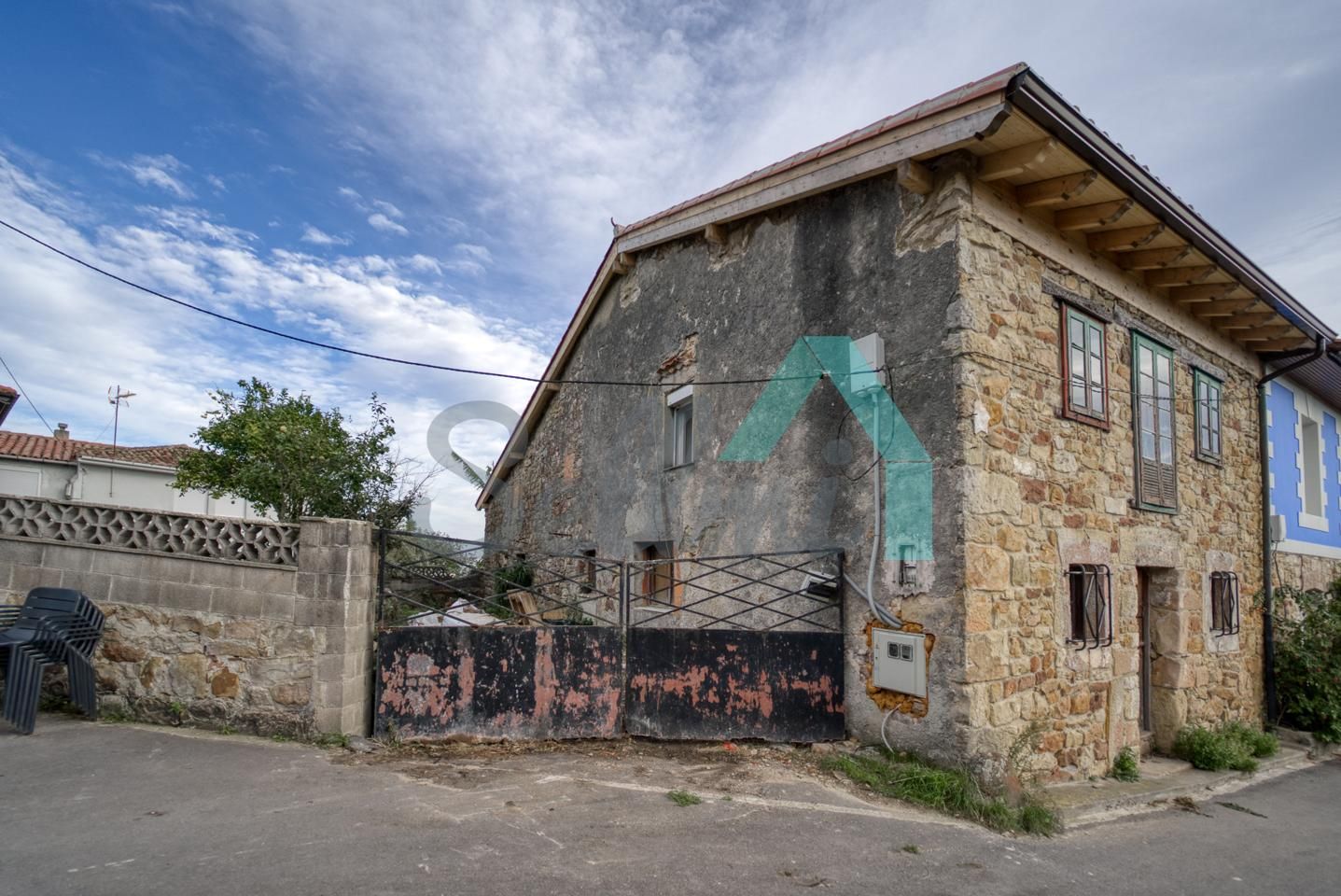 Exterior view of Single-family semi-detached for sale in Villaviciosa  with Private garden