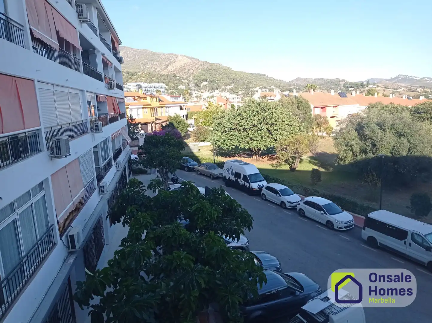 Vista exterior de Piso en venta en Marbella con Aire acondicionado, Jardín privado y Terraza