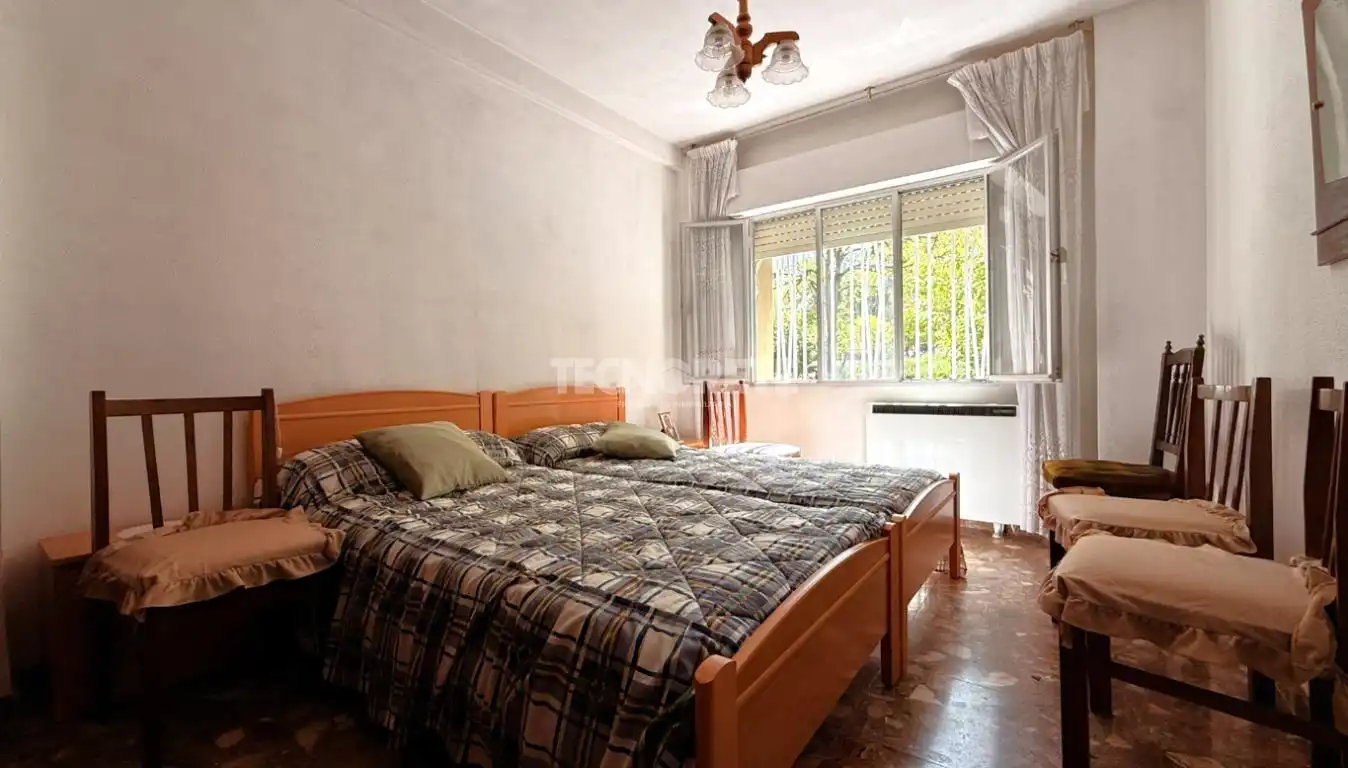 Habitación de Piso en venta en Guadalajara con Calefacción y Balcón